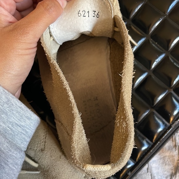 Barneys New York Suede Oxford Shoes - Picture 3 of 6